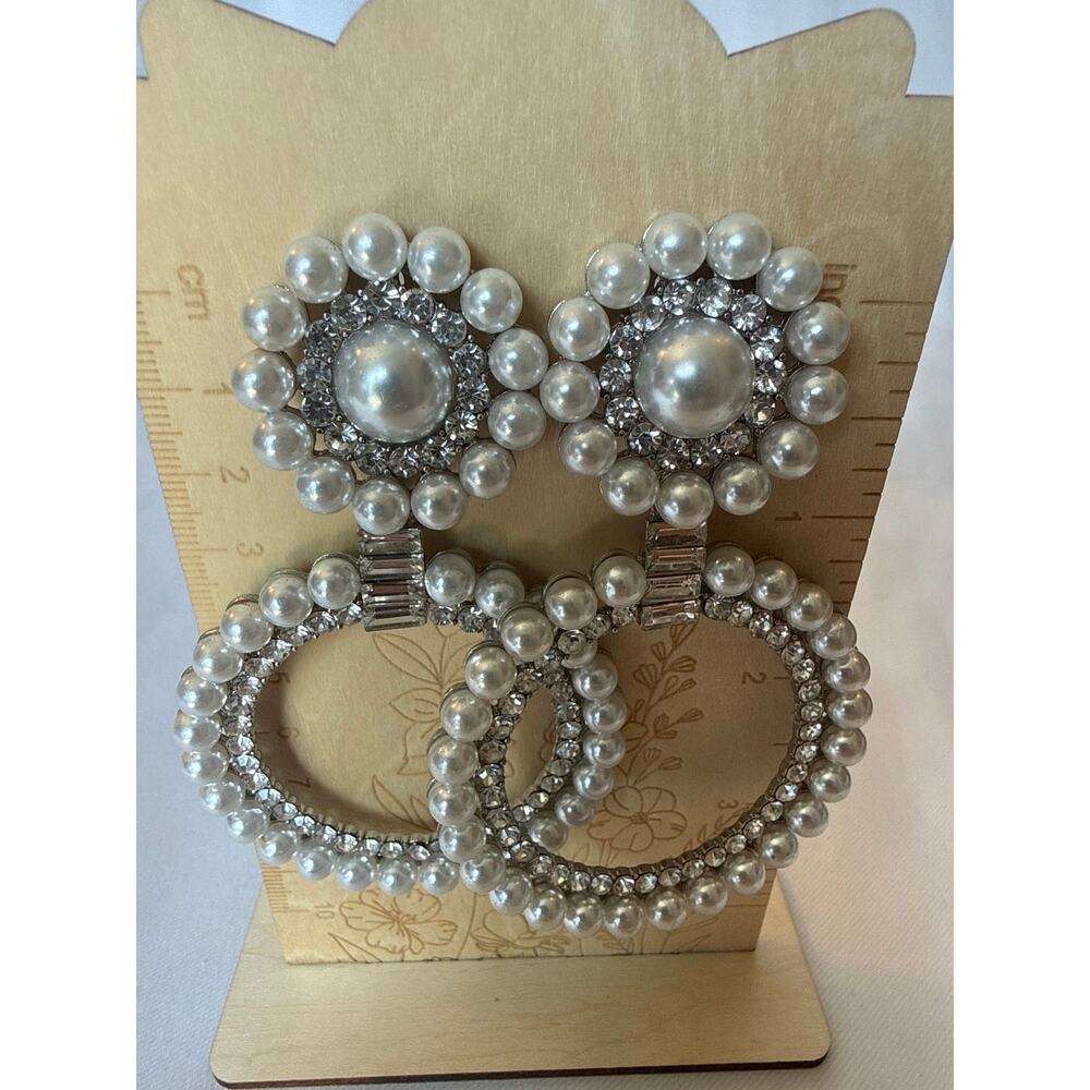 Silver Tone Pearl & Rhinestone Double Circle Statement Earrings 3.5” Drop – EUC - Picture 5 of 6